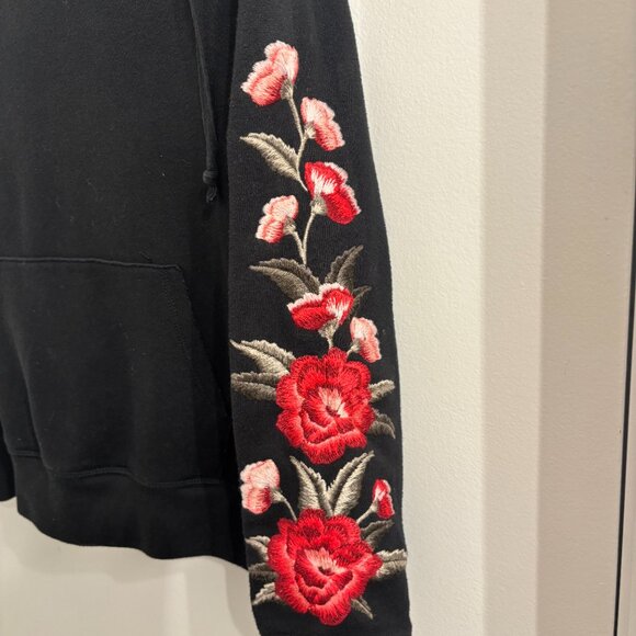 American Eagle Embroidered Hoodie - Picture 4 of 7